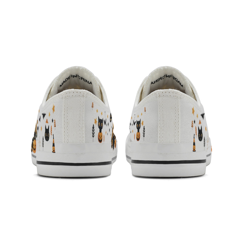 Halloween Castle Cat Kids Low Top Canvas Shoes